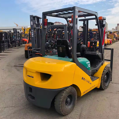 УДЕЛАННЫЙ ТОРНИК KOMATSU 3тонны FD30 FD25 FD50 1,5тонны 2,5тонны 5тонны японский изготовленный в Японии