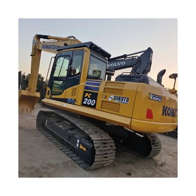 Использованный экскаватор KOMATSU PC200-8 с гидравлическим копателем с емкостью в 1,2CBM
