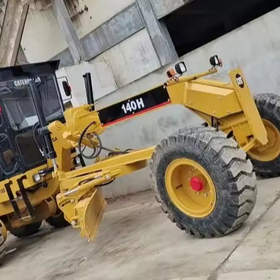Подержанный классификатор CAT 140H 17000 KG в хорошем состоянии из Японии Оригинальный трактор