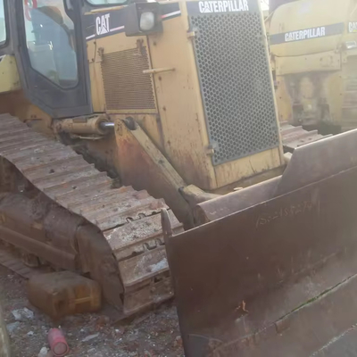 Отличное состояние Бульдозер Cat D5M для строительных работ по доступной цене
