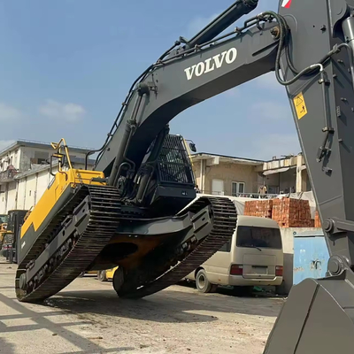 48-тонный экскаватор Volvo EC480D в Швеции с двигателем VOLVO D13-T4 A и обувью