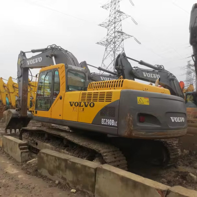 Доступный подержанный экскаватор Volvo EC290D с весом 29000 кг в Швеции