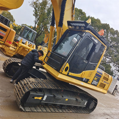 Экскаватор Komatsu PC200-8 с оригинальным гидравлическим насосом и емкостью в 1,15 м3