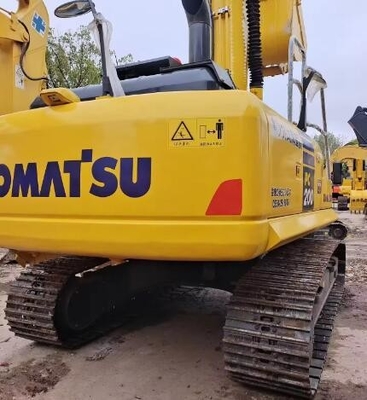 20-тонный подержанный экскаватор Komatsu PC200-8 с 752 часами работы