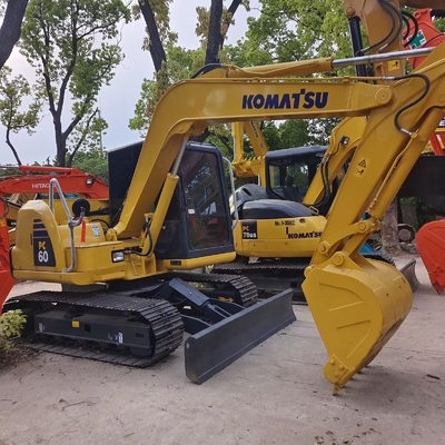 Подержанный экскаватор Komatsu PC60-8 с двигателем Komatsu S4D95LE-3 в хорошем состоянии