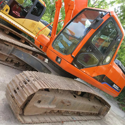 30-тонный экскаватор Doosan DH300LC с хорошим состоянием и оригинальным гидравлическим цилиндром